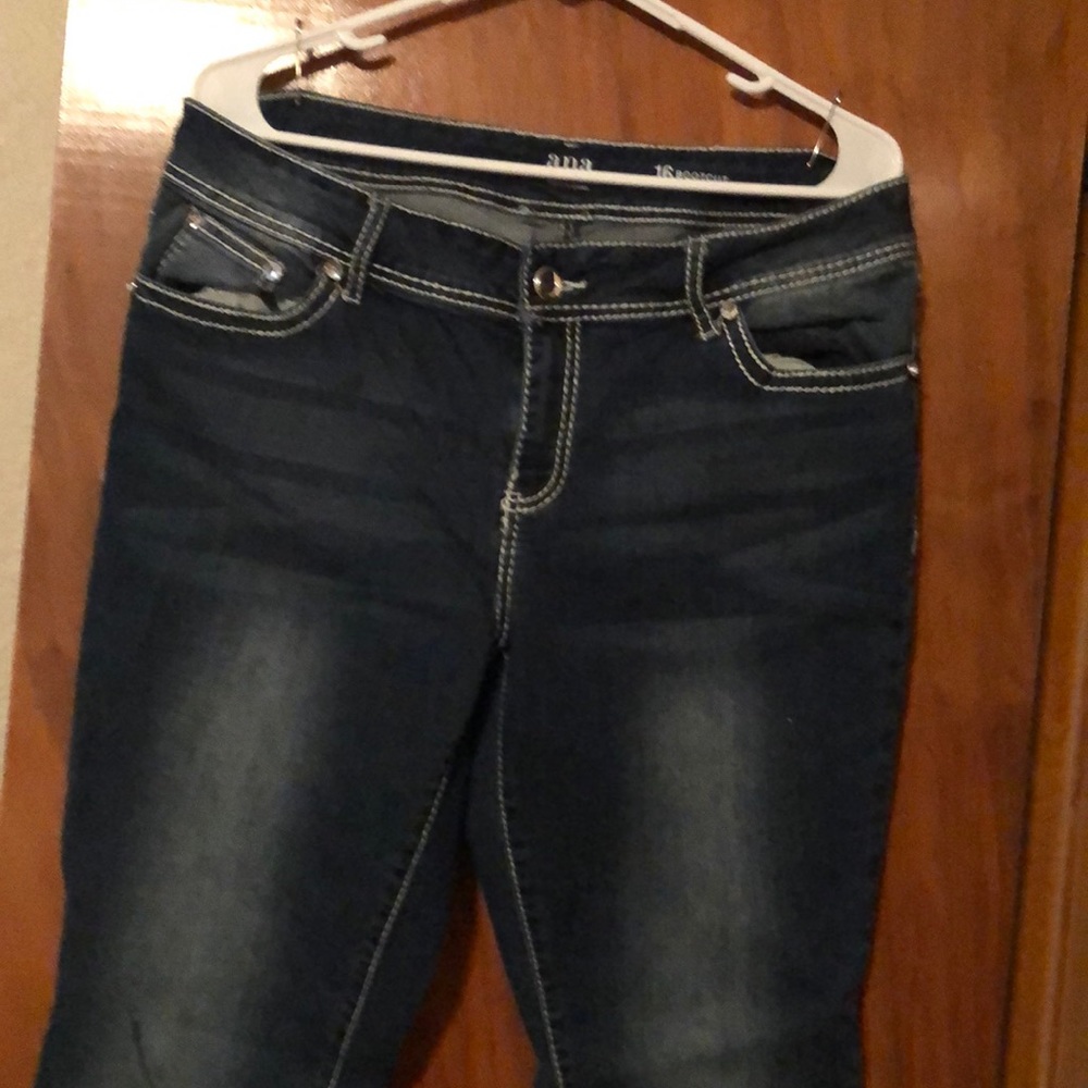 Women’s bootcut jeans